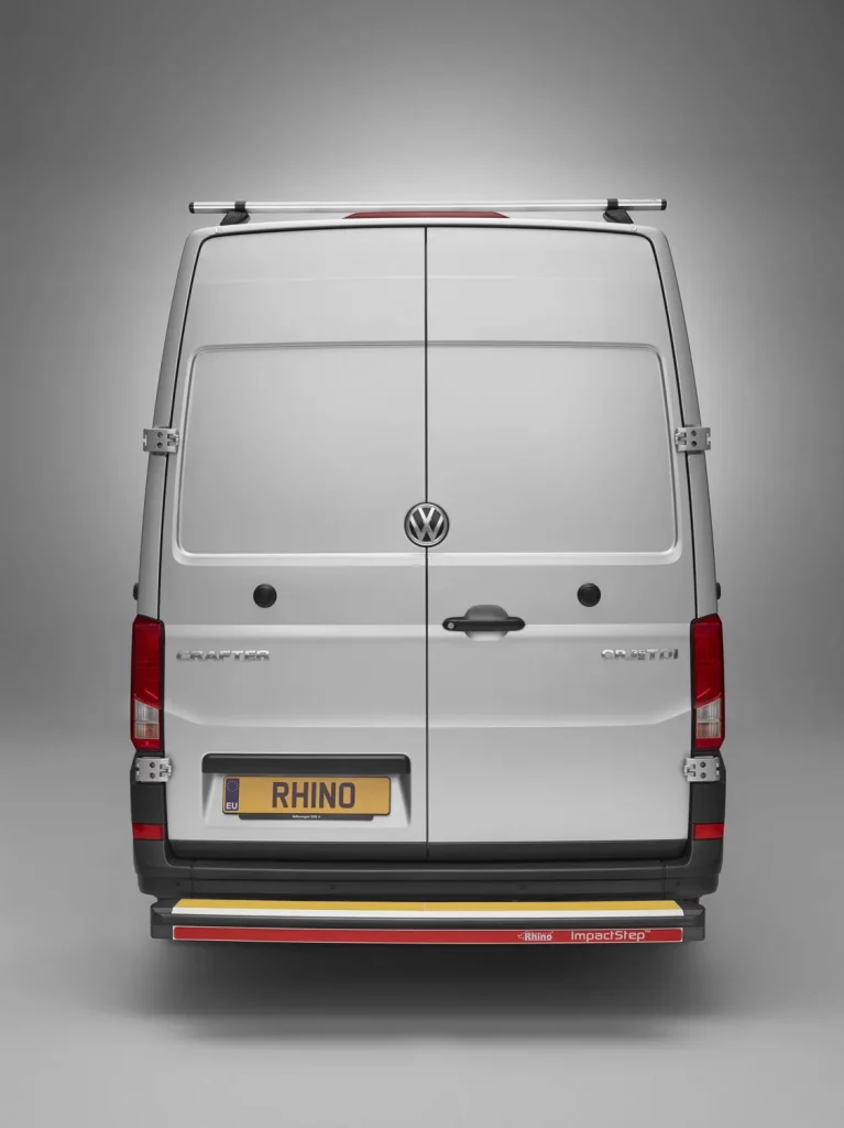 VW-Crafter-ImpactStep-and-Kamm-Bars